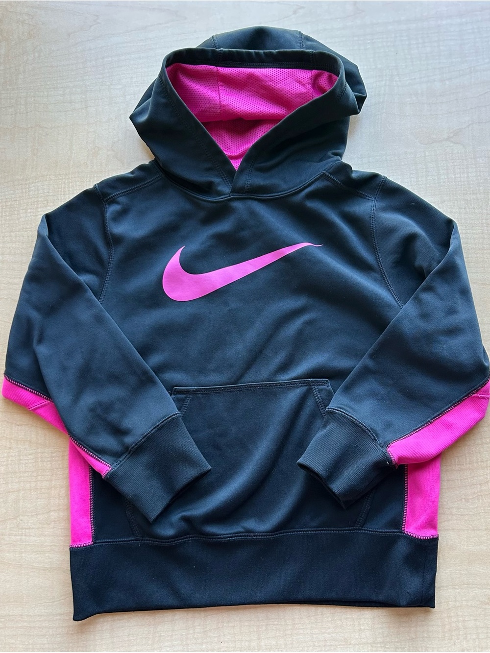 Nike Therma-FIT Girls Hoodie Sweatshirt Black Hot Pink Size XS Excellent